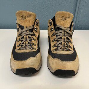 Danner Men's South Rim 600 9.5 D